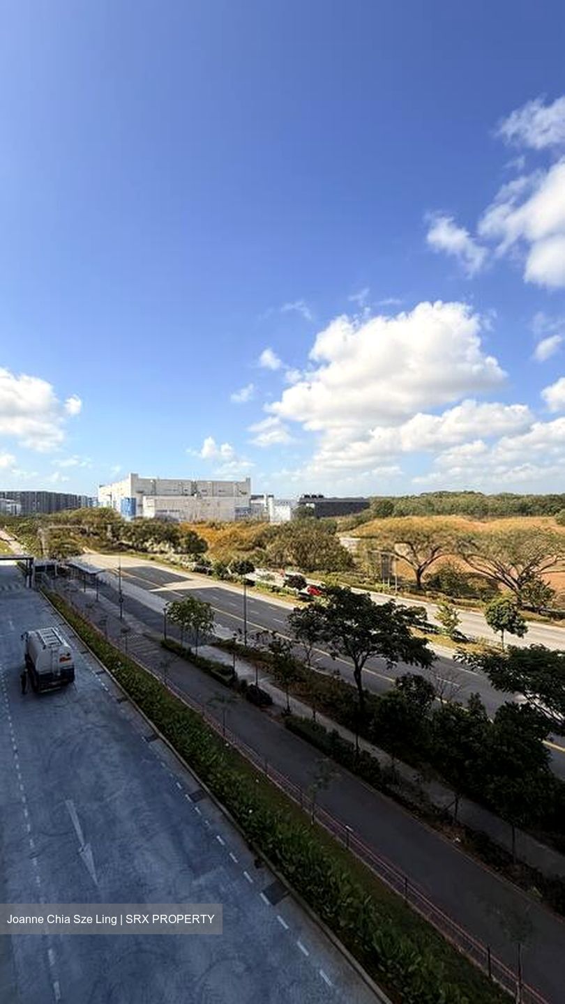 Tampines Greenglen (D18), Factory #584693101